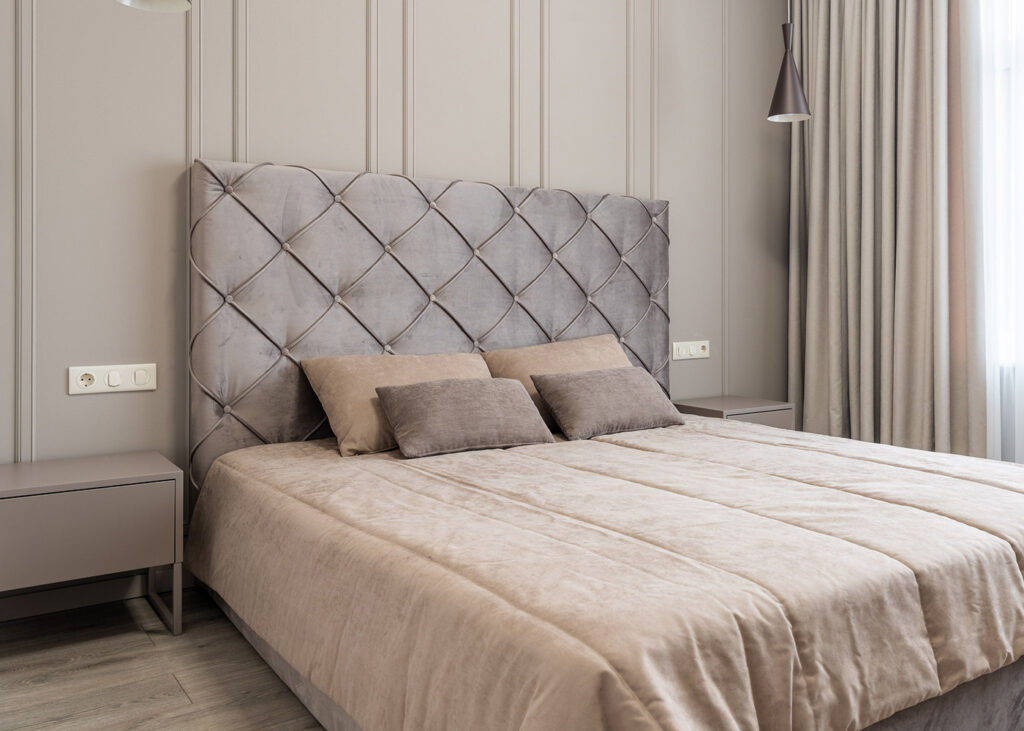 modern luxurious master bedroom
