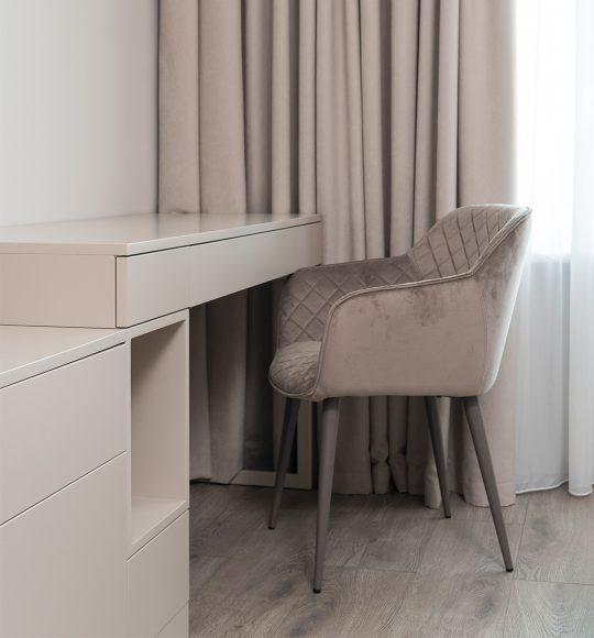 grey table chair